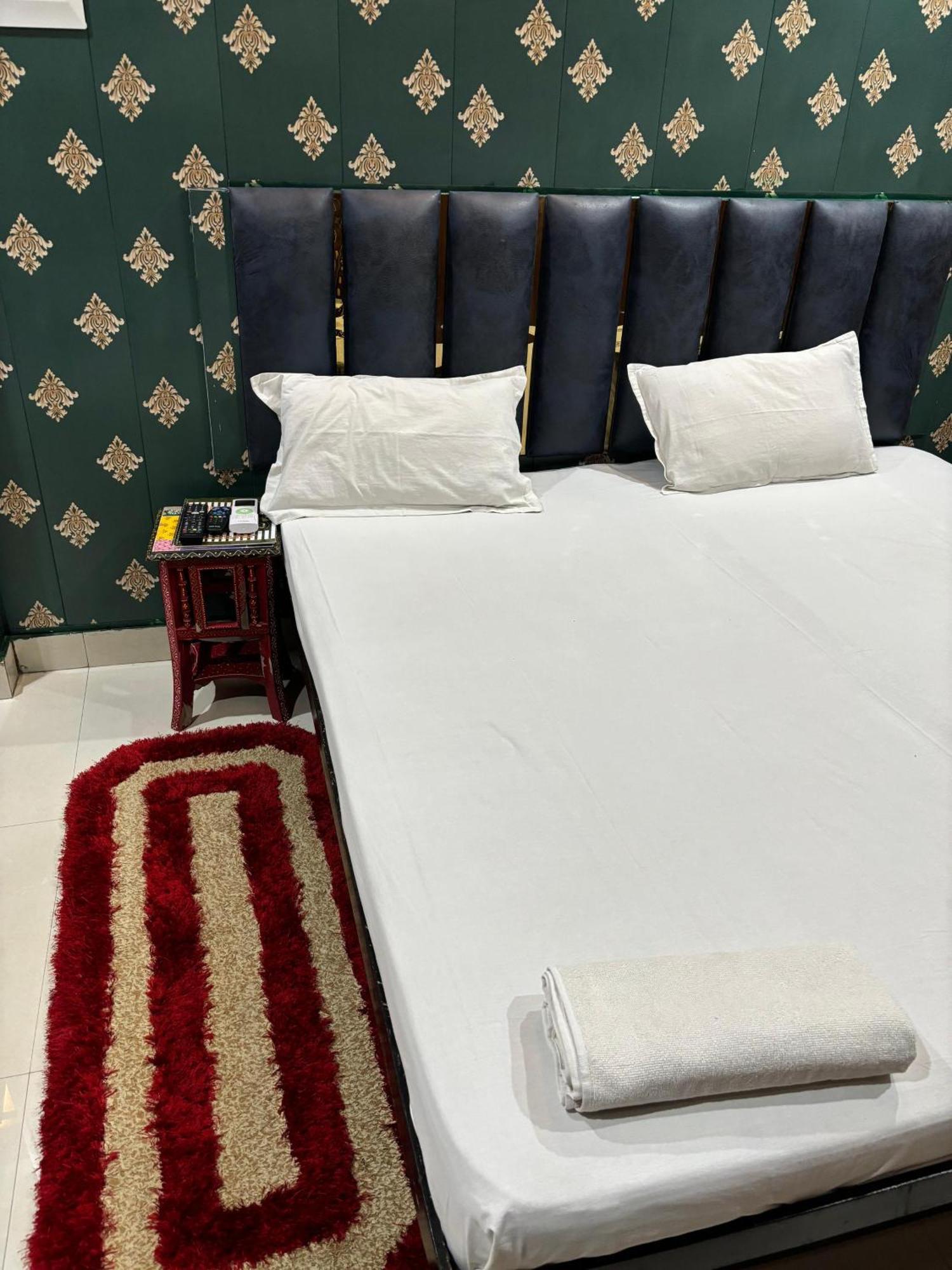 Bhadra Kali Guest House Varanasi Ngoại thất bức ảnh