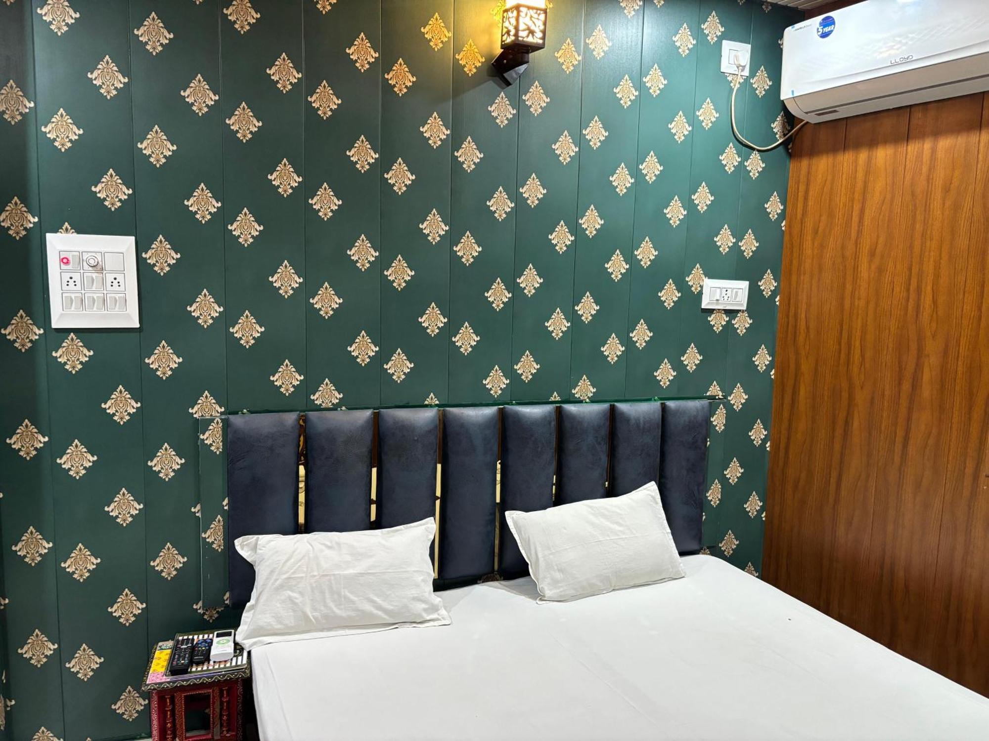 Bhadra Kali Guest House Varanasi Ngoại thất bức ảnh